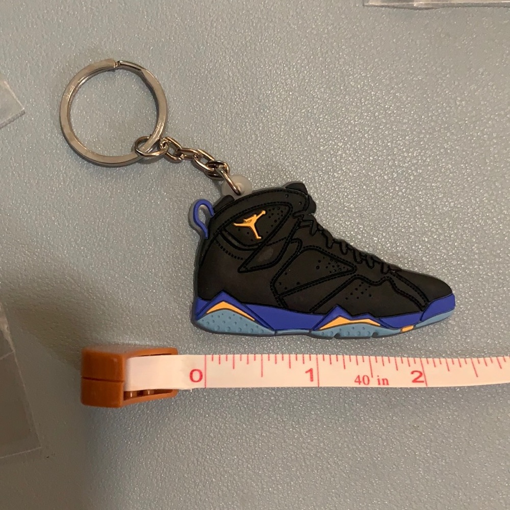 $15 for 13 Air Jordan 7 sneaker key chains